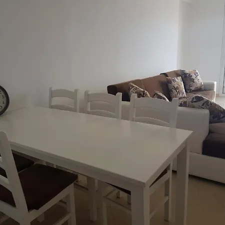 Krystyna Apartment- Near The Beach
