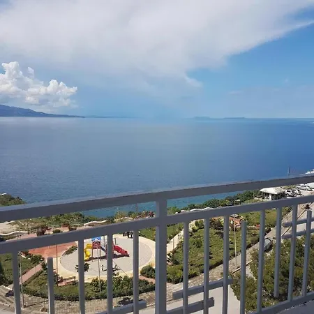 Krystyna Apartment- Near The Beach *