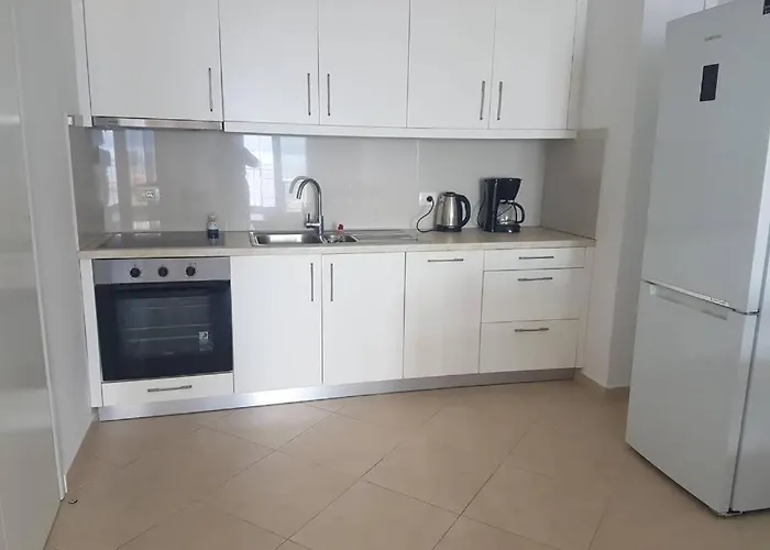 Krystyna Apartment- Near The Beach Appartement