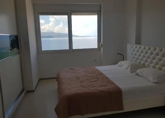 Krystyna Apartment- Near The Beach